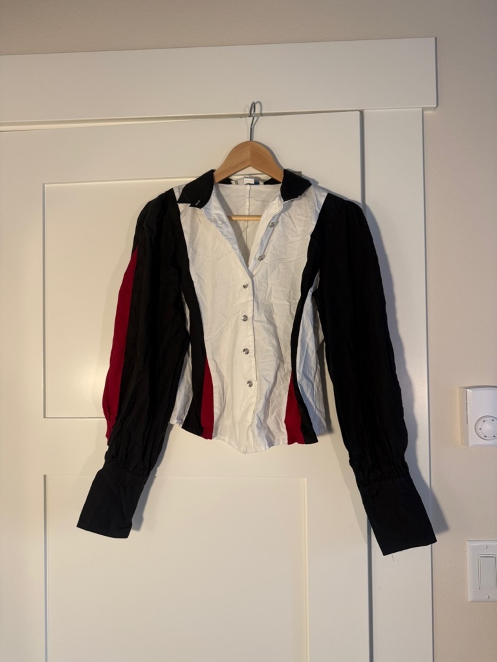 Women's Colorblock Button-Down Shirt - White, Black & Red